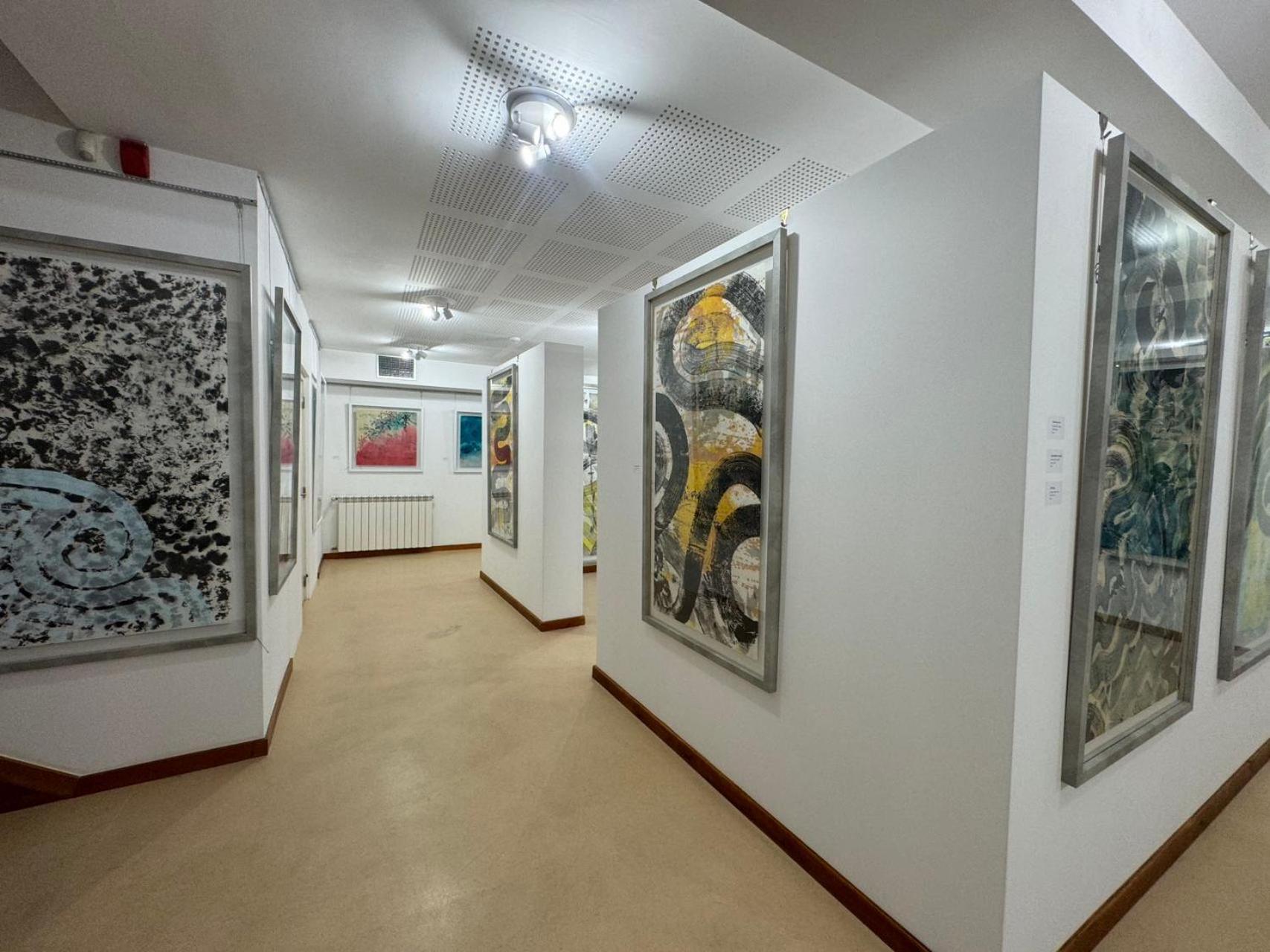 Aomo Art Space Hostel 오이라스 외부 사진
